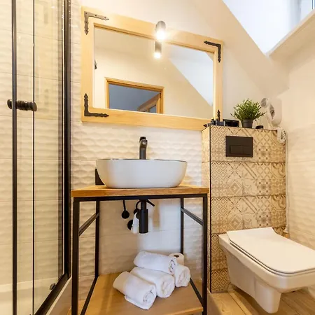 ゲストハウス Janosik