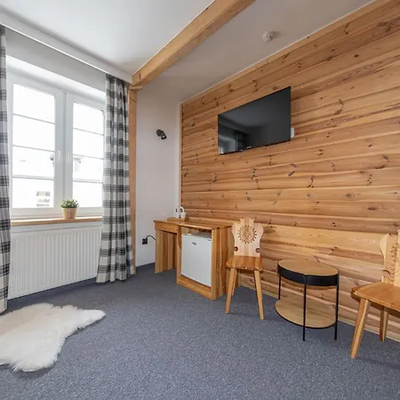 ゲストハウス Janosik ザコパネ