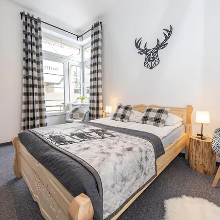 ゲストハウス Janosik ザコパネ