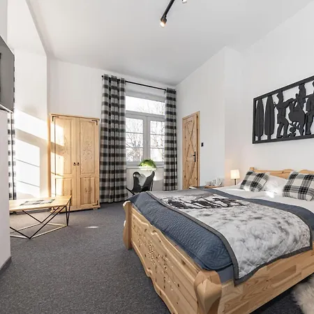 Janosik Guest house 3*