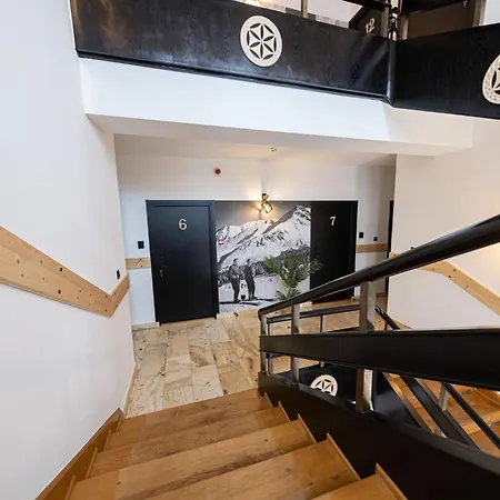 Janosik Guest house 3*